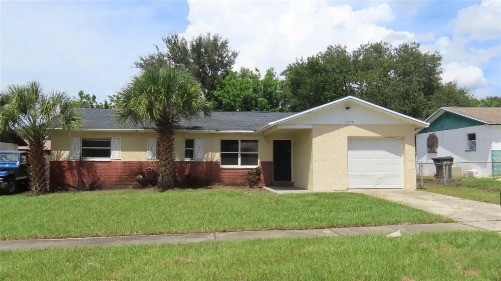 2527 21ST AVENUE SW Largo, FL 33774