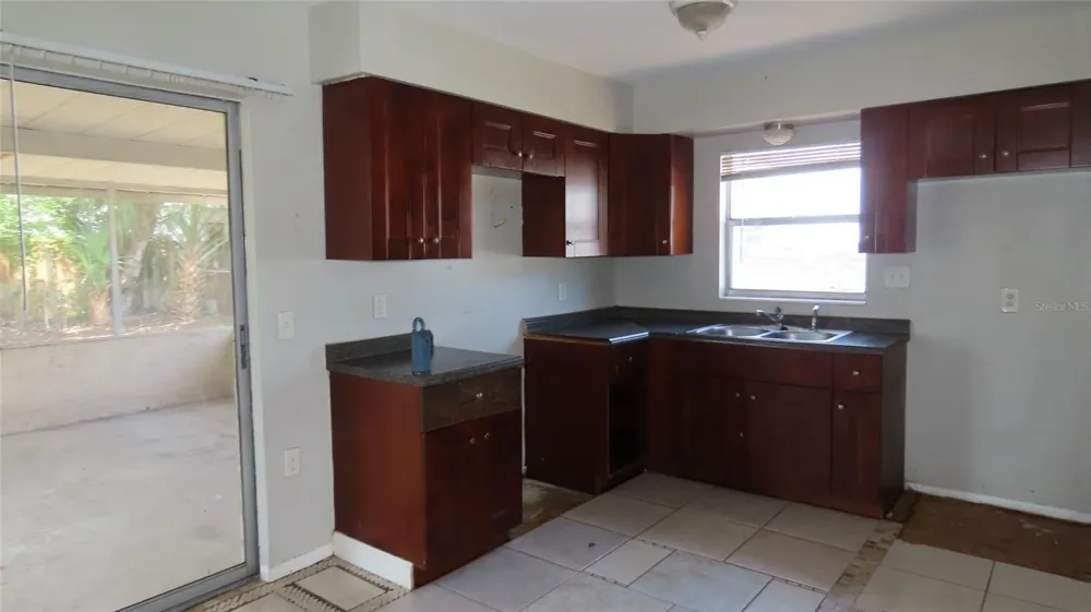 2527 21ST AVENUE SW Largo, FL 33774