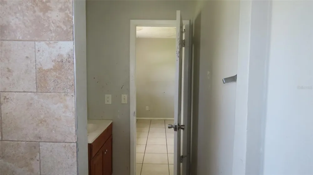 2527 21ST AVENUE SW Largo, FL 33774