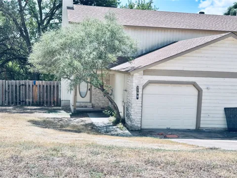379 Fantail Loop #B