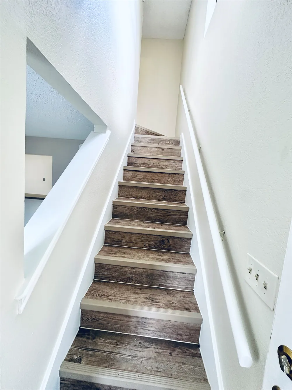 379 Fantail Loop #B Austin, TX 78734