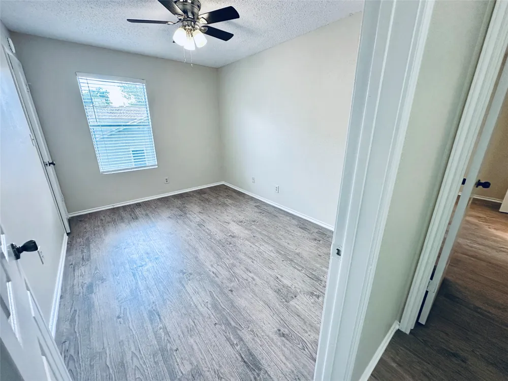379 Fantail Loop #B Austin, TX 78734