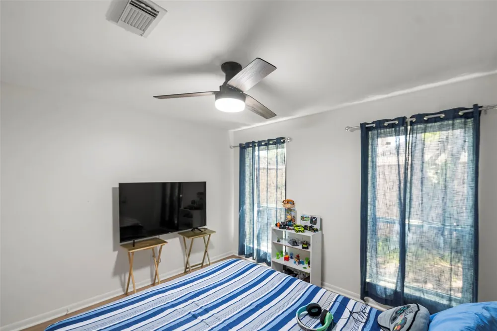 15134 Corona Del Mar Drive Houston, TX 77083