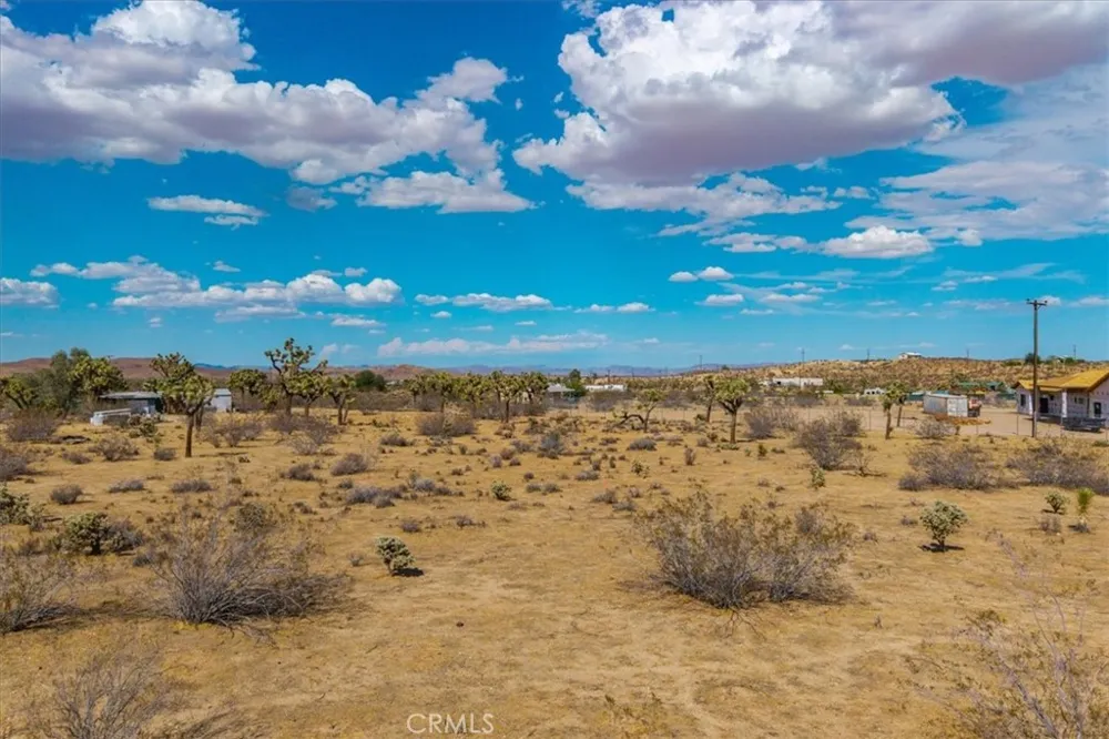 6 Sunway Drive Yucca Valley, CA 92284