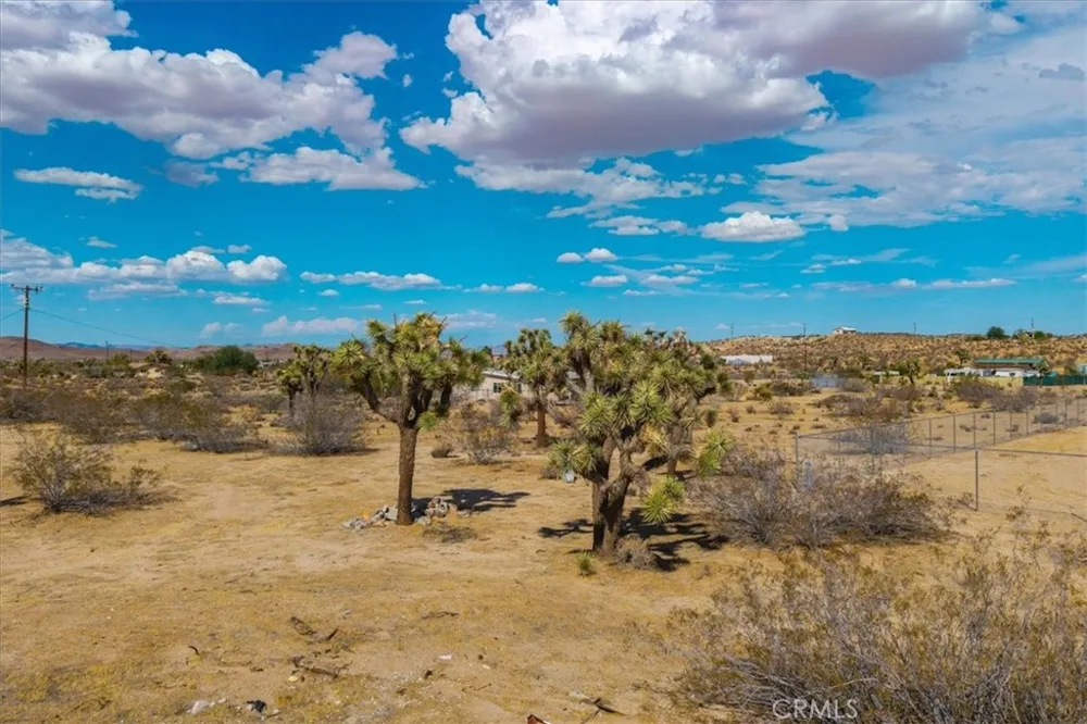 6 Sunway Drive Yucca Valley, CA 92284