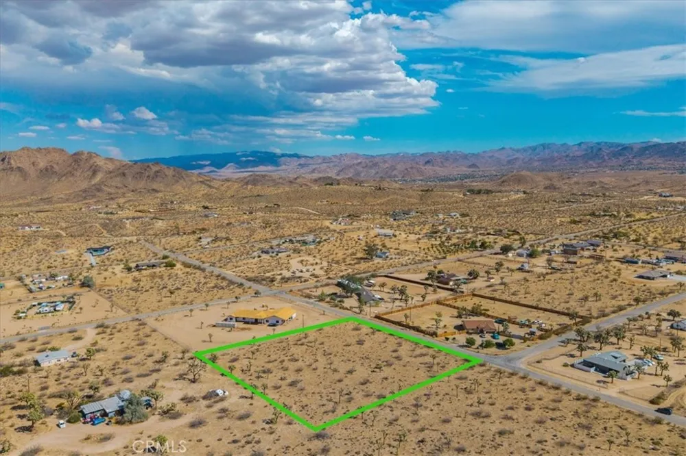 6 Sunway Drive Yucca Valley, CA 92284