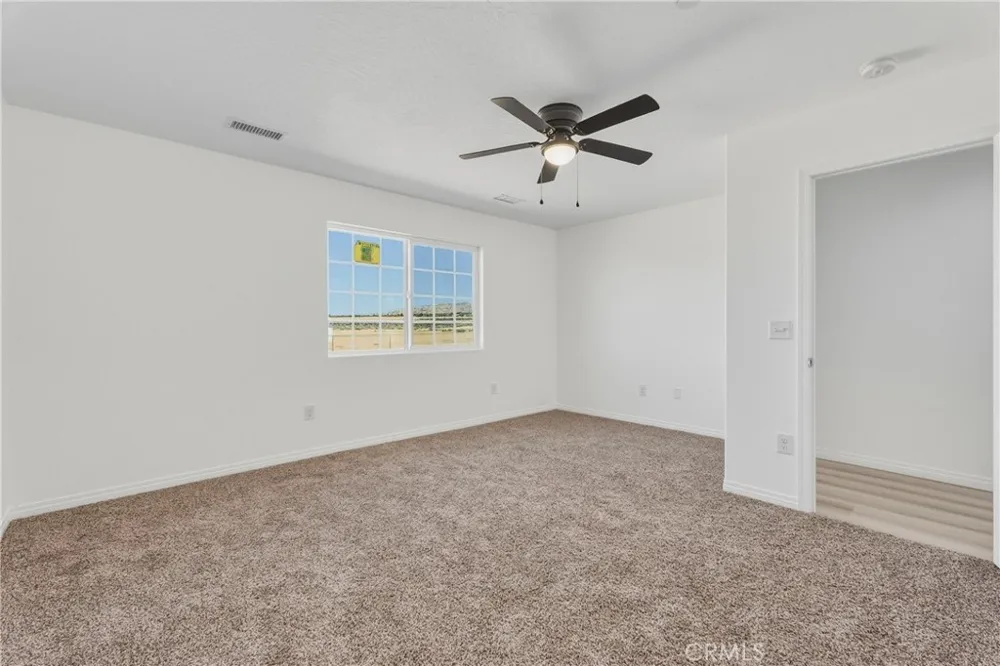16925 Nanticoke Rd Apple Valley, CA 92307