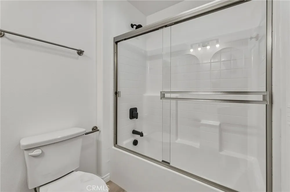 16925 Nanticoke Rd Apple Valley, CA 92307