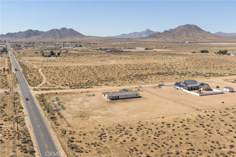 16925 Nanticoke Rd Apple Valley, CA 92307