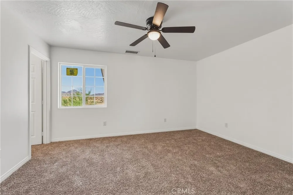 16925 Nanticoke Rd Apple Valley, CA 92307