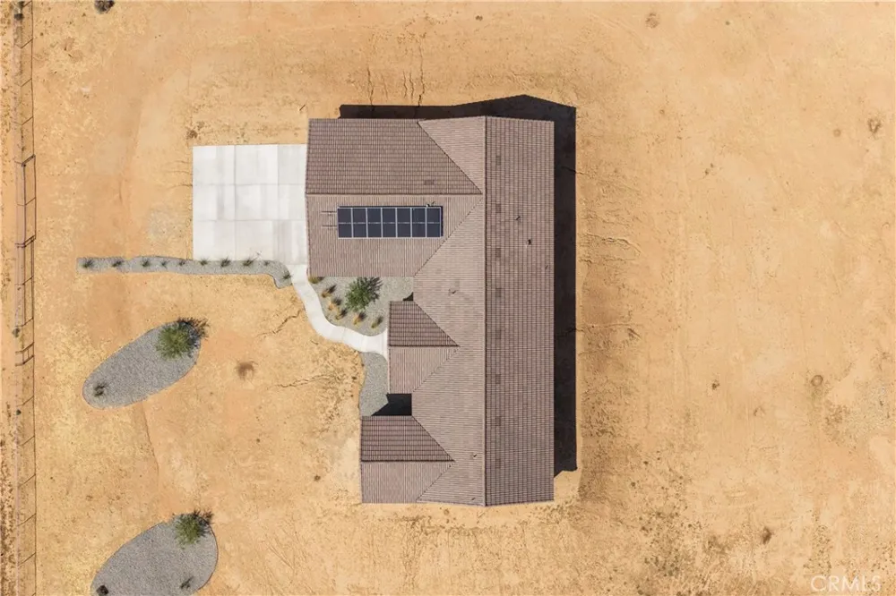 16925 Nanticoke Rd Apple Valley, CA 92307