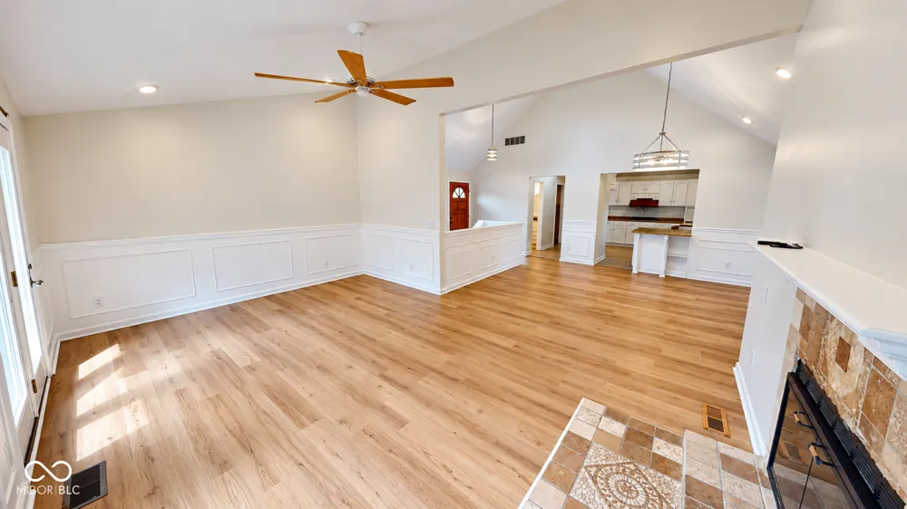 9531 S Harbour Pointe Drive Bloomington, IN 47401
