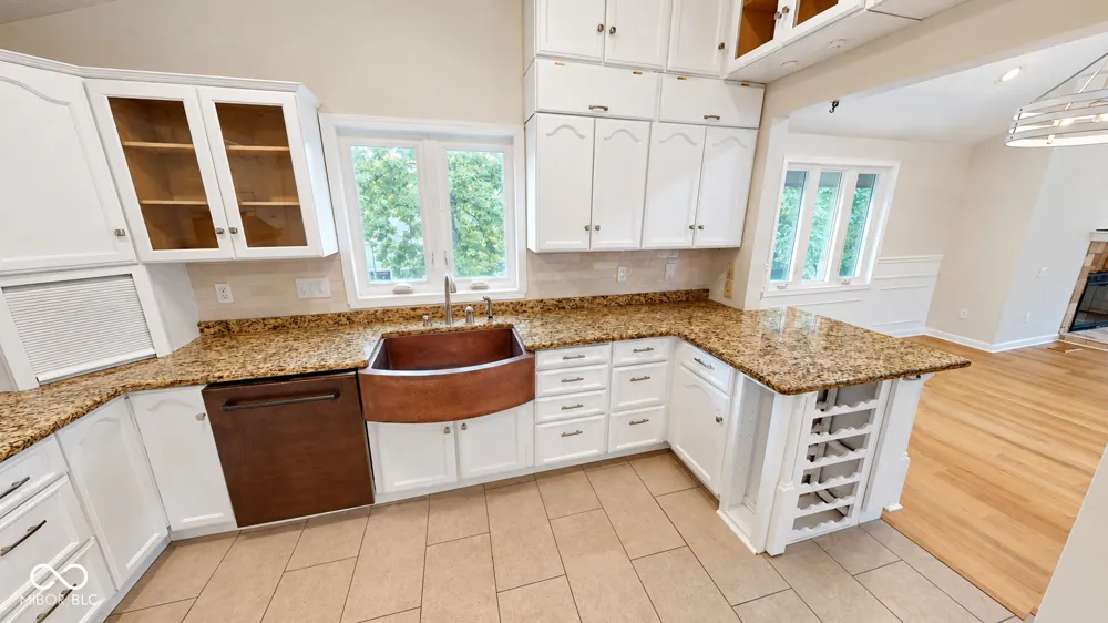 9531 S Harbour Pointe Drive Bloomington, IN 47401