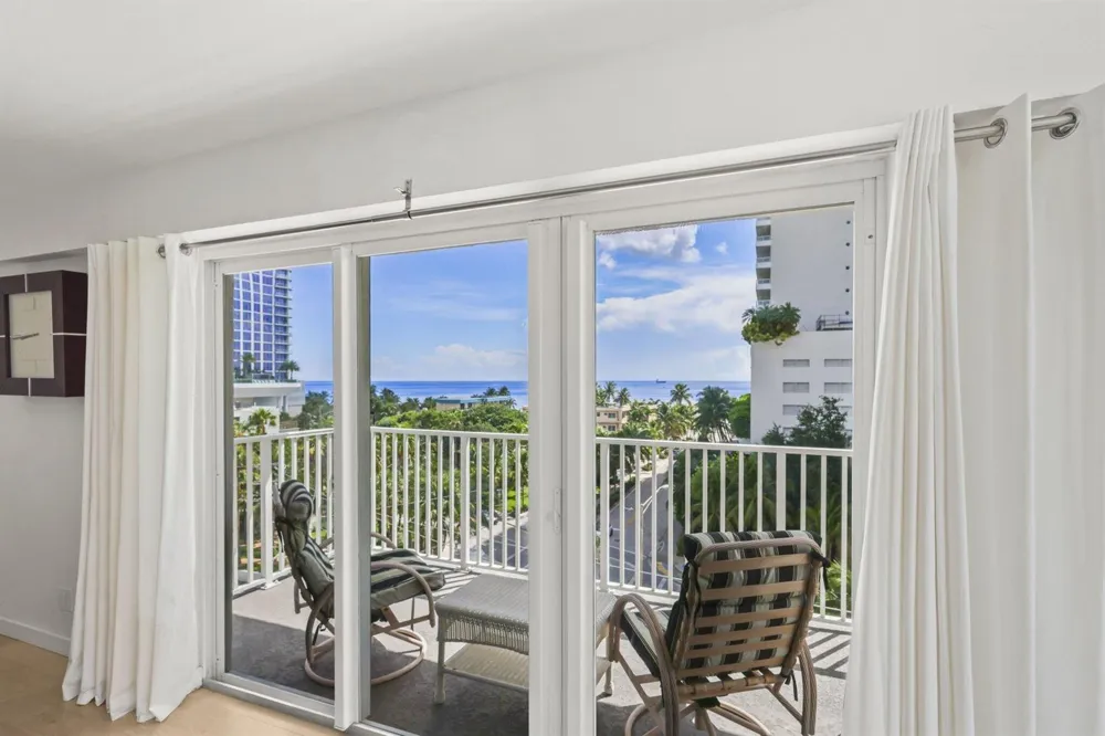95 Birch Road #704 Fort Lauderdale, FL 33304