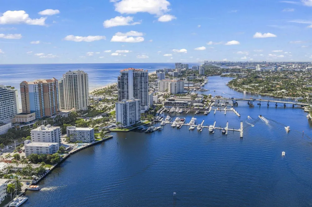95 Birch Road #704 Fort Lauderdale, FL 33304