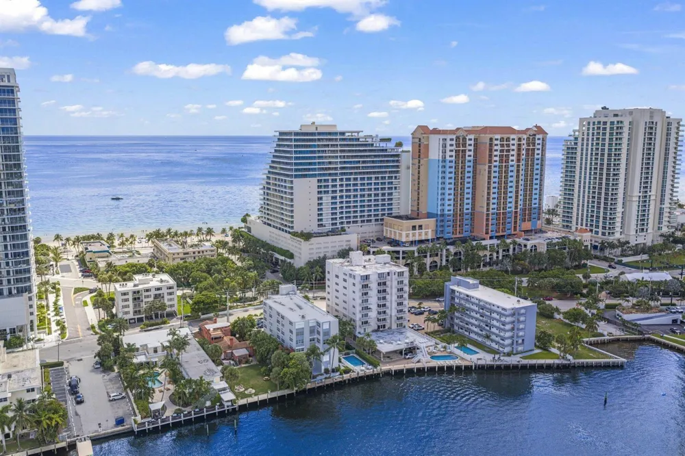 95 Birch Road #704 Fort Lauderdale, FL 33304
