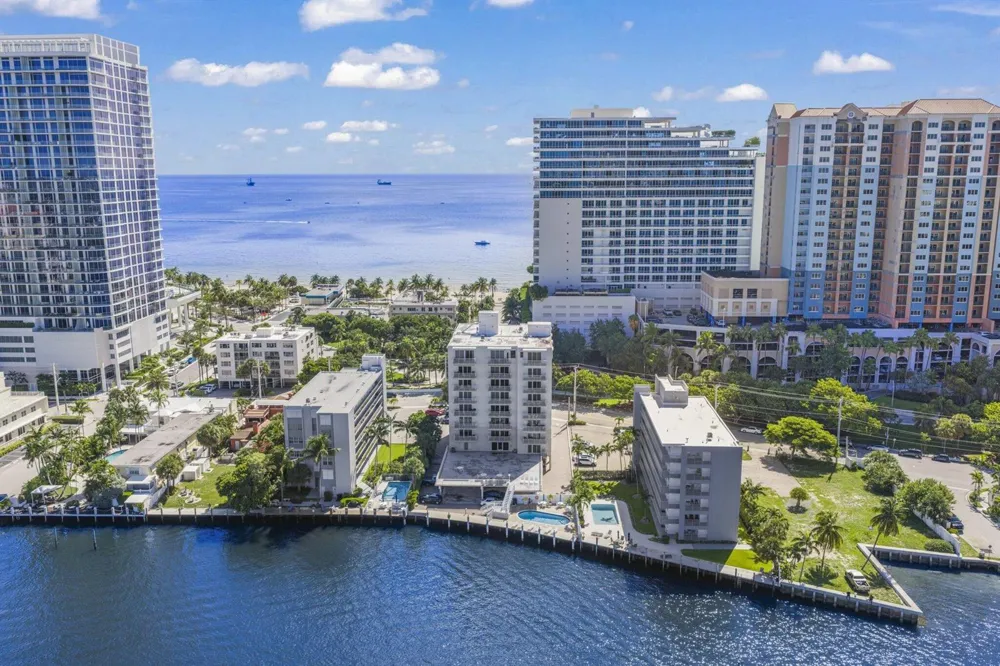 95 Birch Road #704 Fort Lauderdale, FL 33304