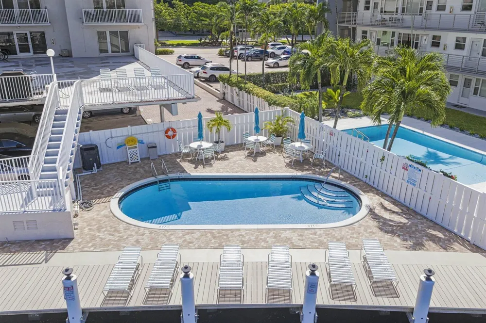 95 Birch Road #704 Fort Lauderdale, FL 33304