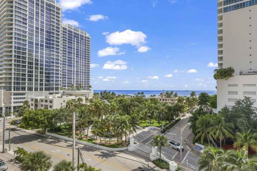 95 Birch Road #704 Fort Lauderdale, FL 33304