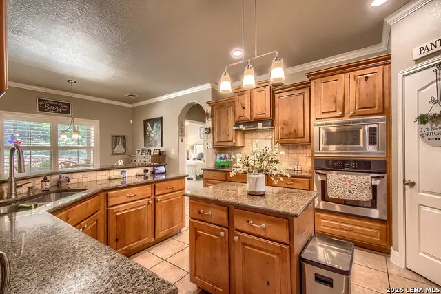 110 Comal Run Bulverde, TX 78163