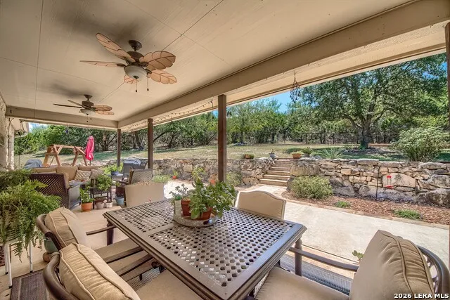 110 Comal Run Bulverde, TX 78163