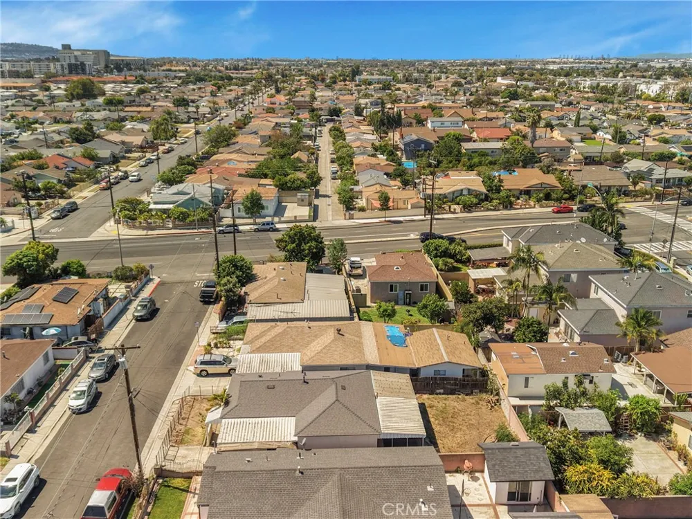 113 E 214th Carson, CA 90745