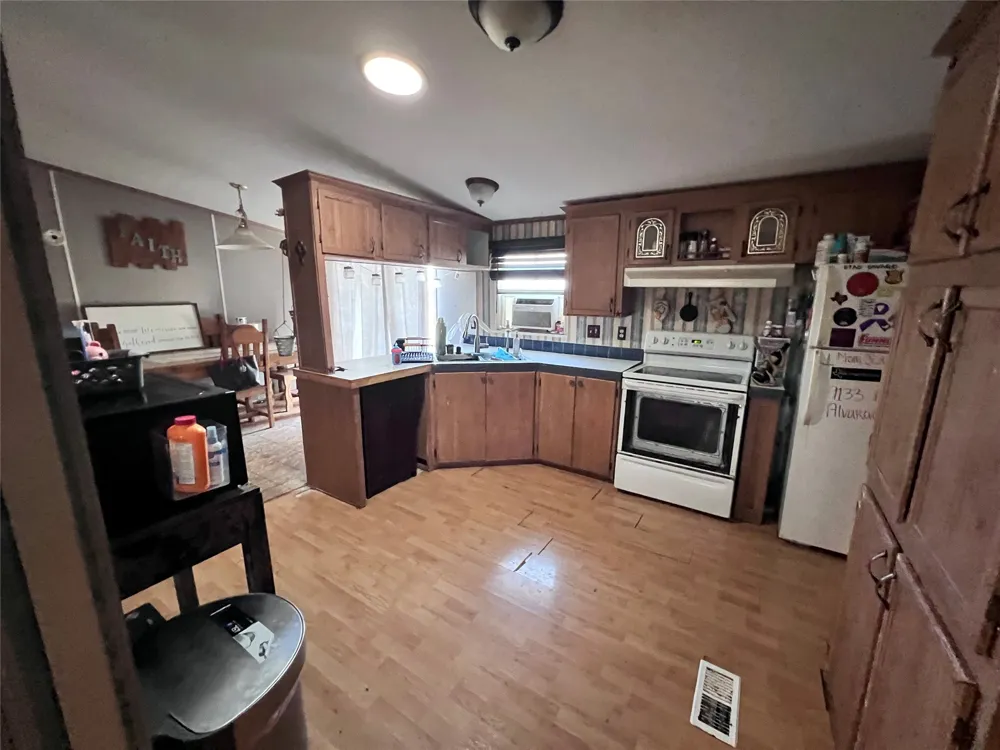 9133 Fm 1807 Alvarado, TX 76009