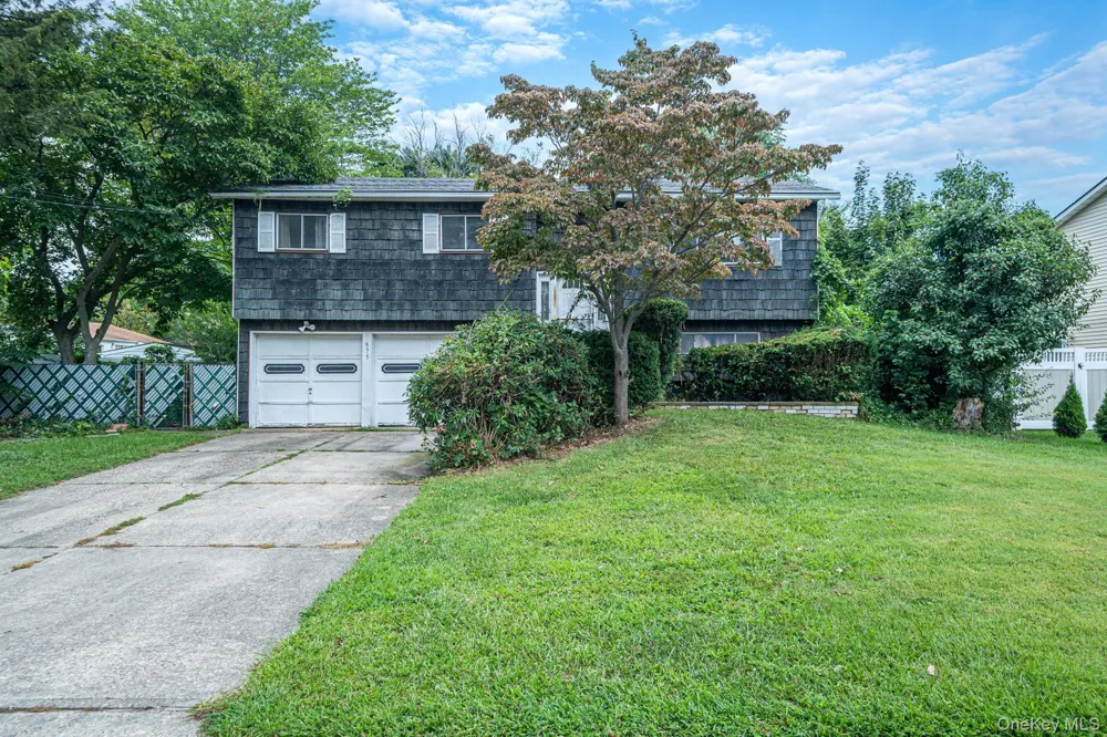 575 Freeman Avenue Brentwood, NY 11717