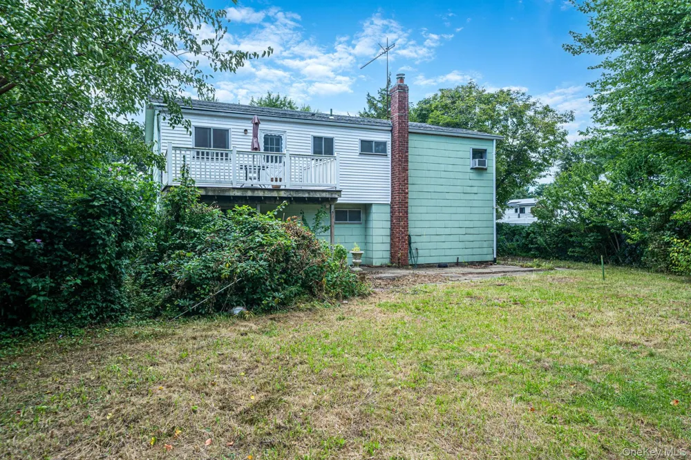 575 Freeman Avenue Brentwood, NY 11717