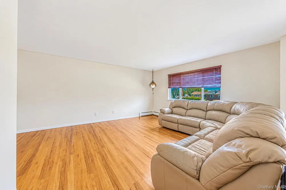 575 Freeman Avenue Brentwood, NY 11717
