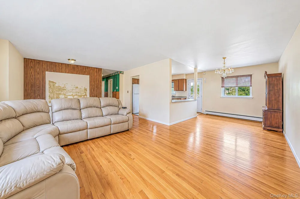 575 Freeman Avenue Brentwood, NY 11717