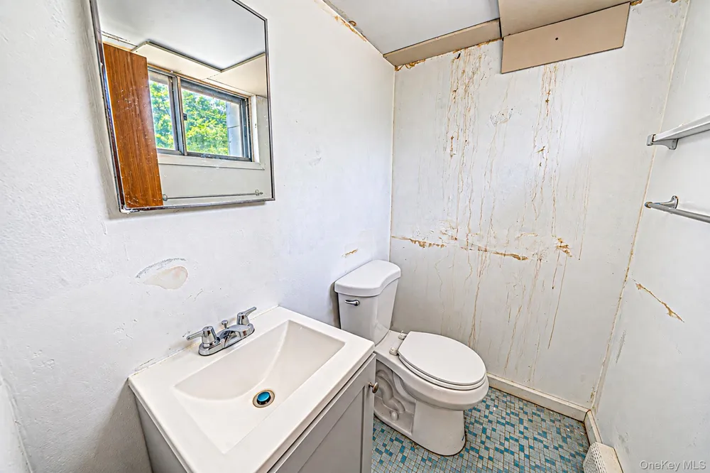 575 Freeman Avenue Brentwood, NY 11717