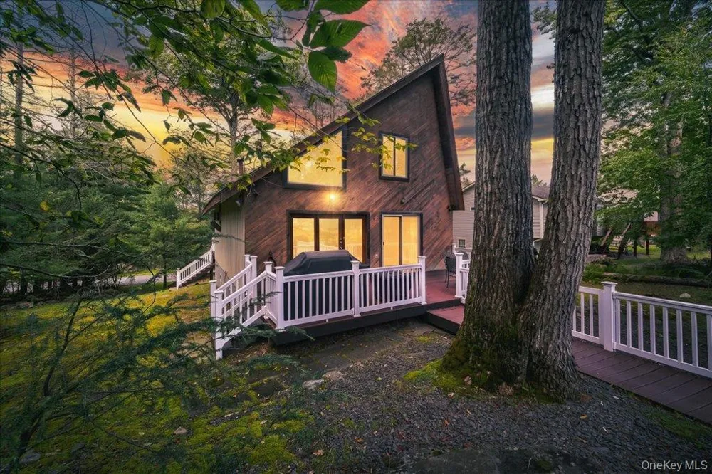 142 Emerald Drive Rock Hill, NY 12775