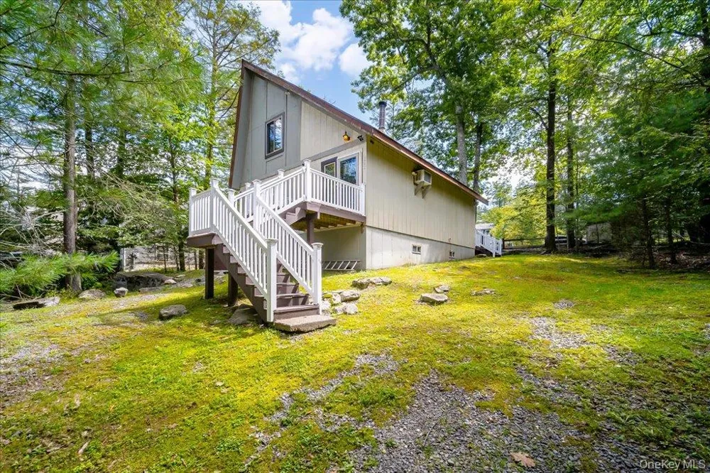 142 Emerald Drive Rock Hill, NY 12775
