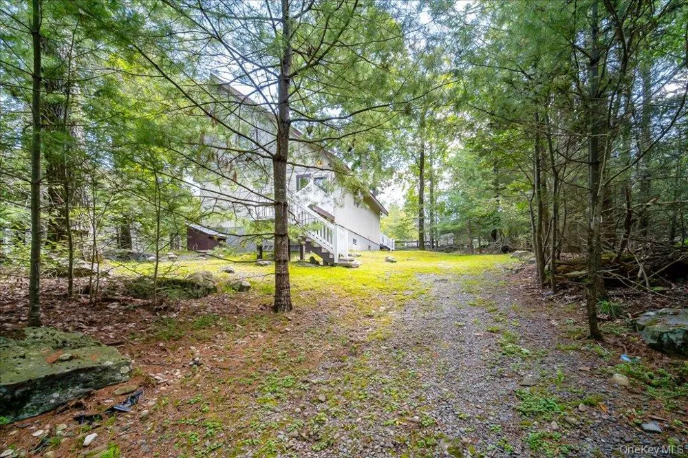 142 Emerald Drive Rock Hill, NY 12775
