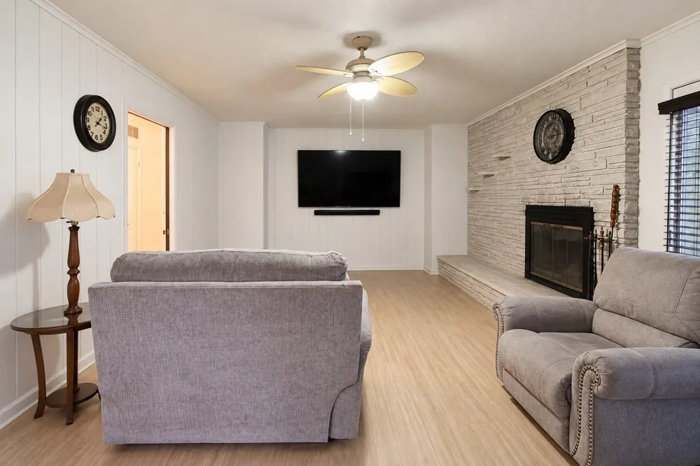 2009 Parkview Drive Okmulgee, OK 74447