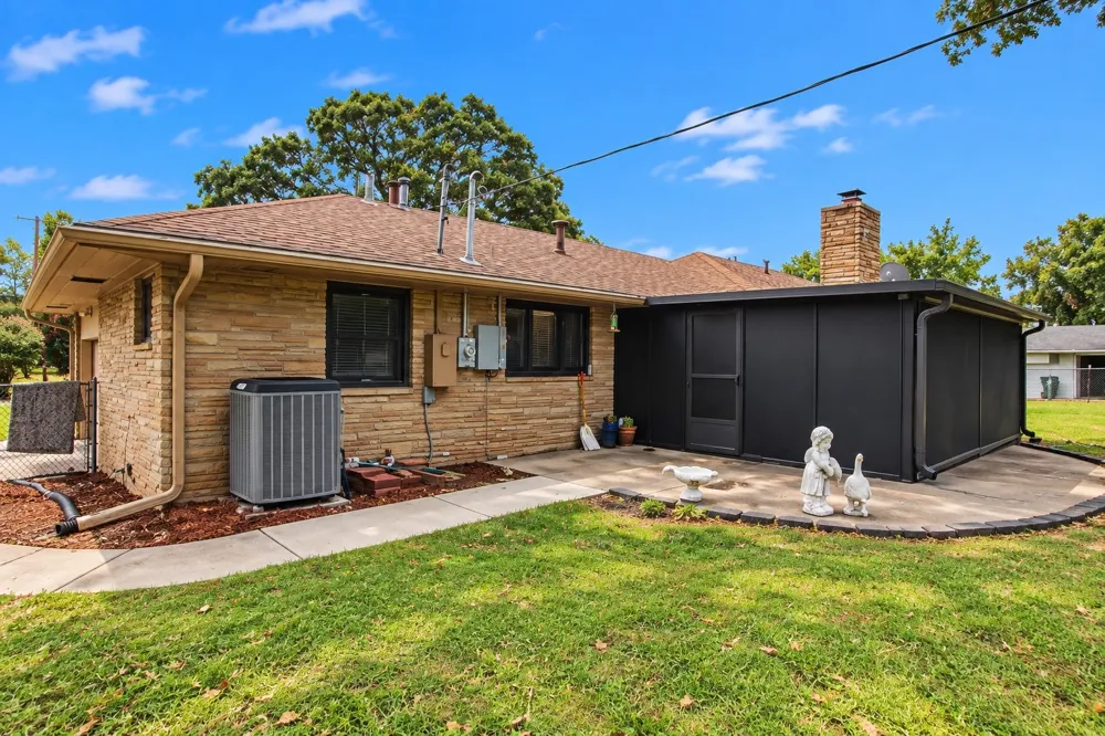2009 Parkview Drive Okmulgee, OK 74447