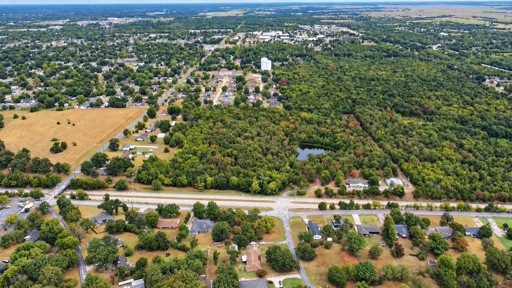2009 Parkview Drive Okmulgee, OK 74447