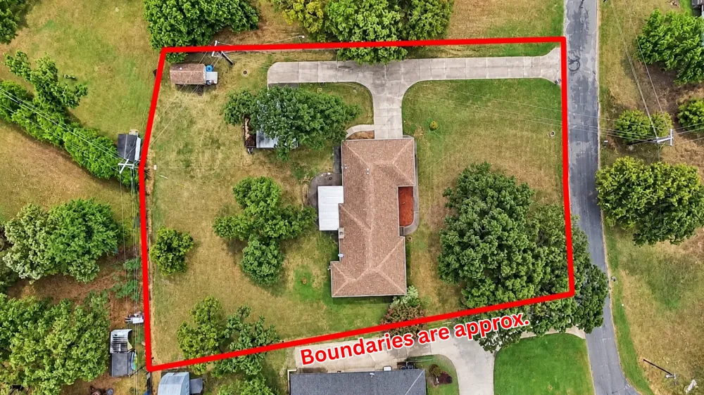 2009 Parkview Drive Okmulgee, OK 74447