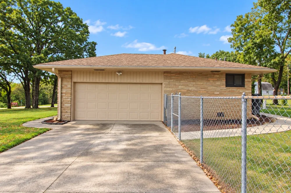 2009 Parkview Drive Okmulgee, OK 74447