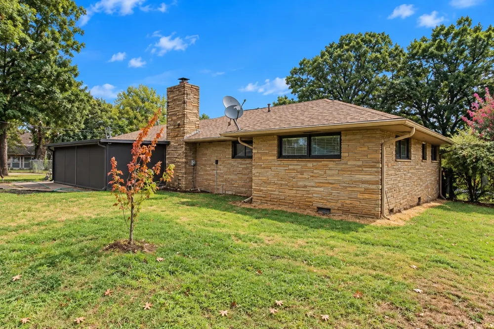 2009 Parkview Drive Okmulgee, OK 74447