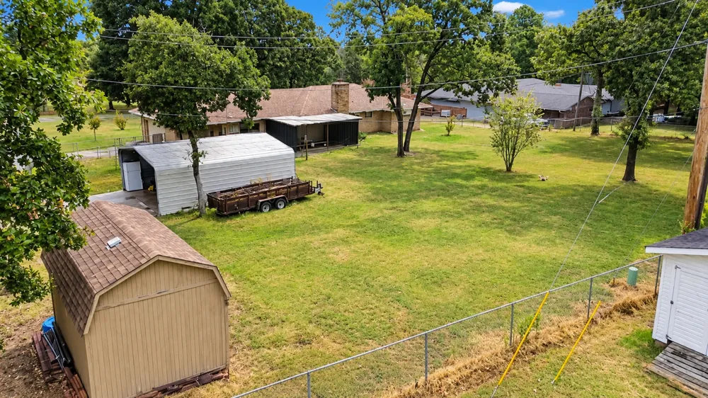 2009 Parkview Drive Okmulgee, OK 74447