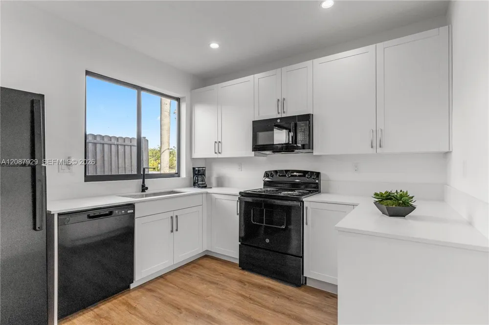 425 SW Palm Ter #425 Florida City, FL 33034