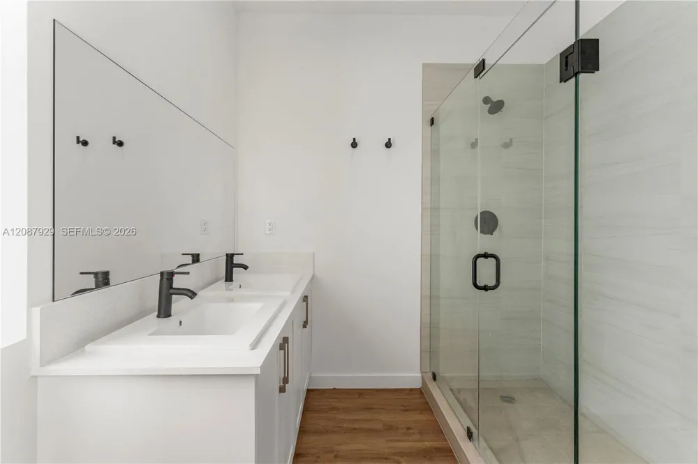 425 SW Palm Ter #425 Florida City, FL 33034
