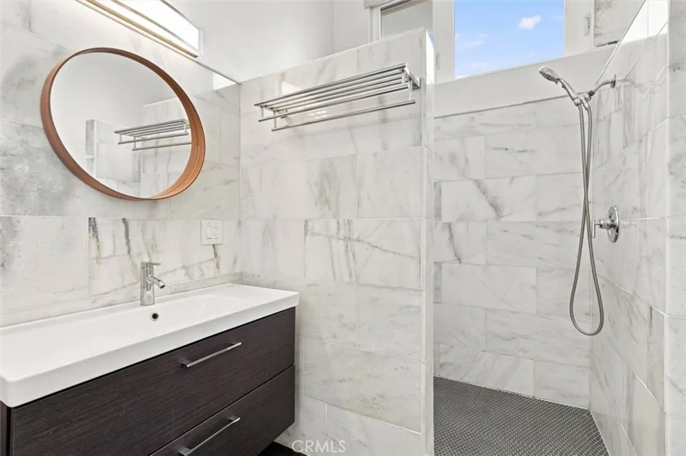 22209 Denker Torrance, CA 90501