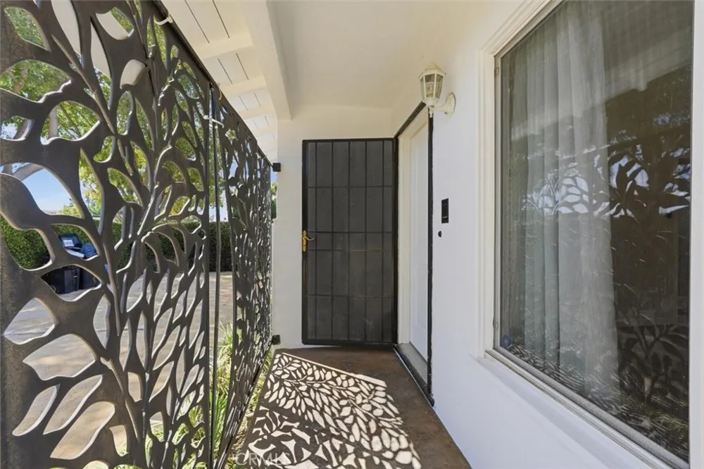 22209 Denker Torrance, CA 90501