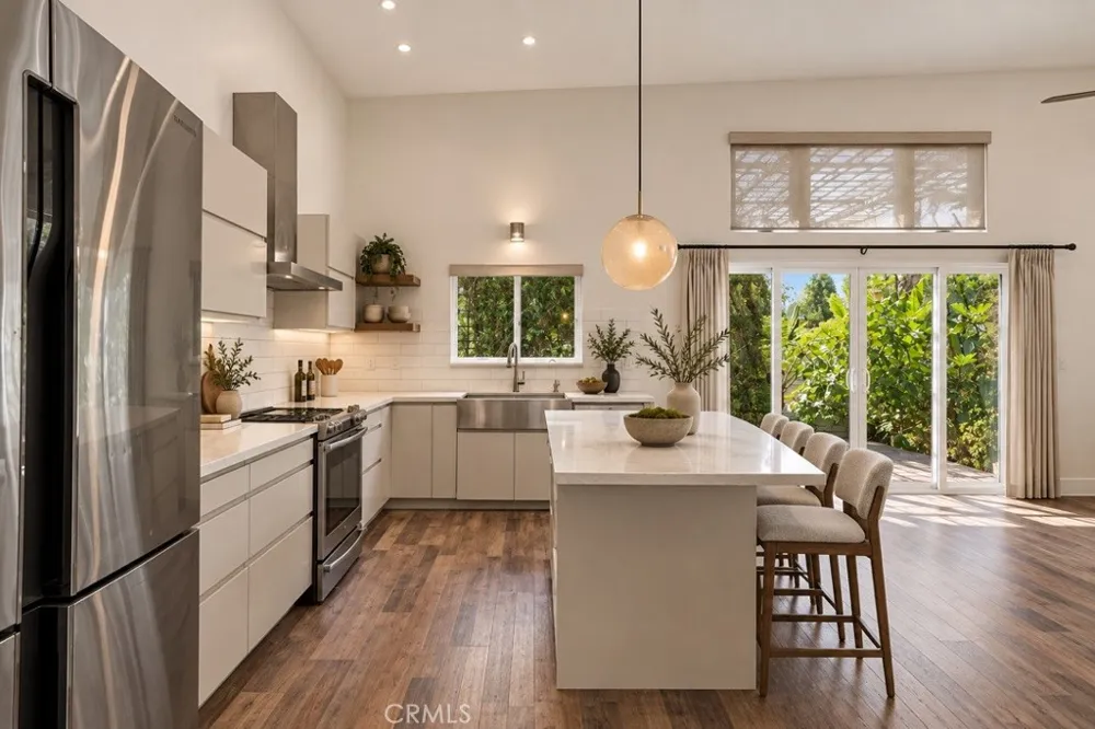 22209 Denker Torrance, CA 90501