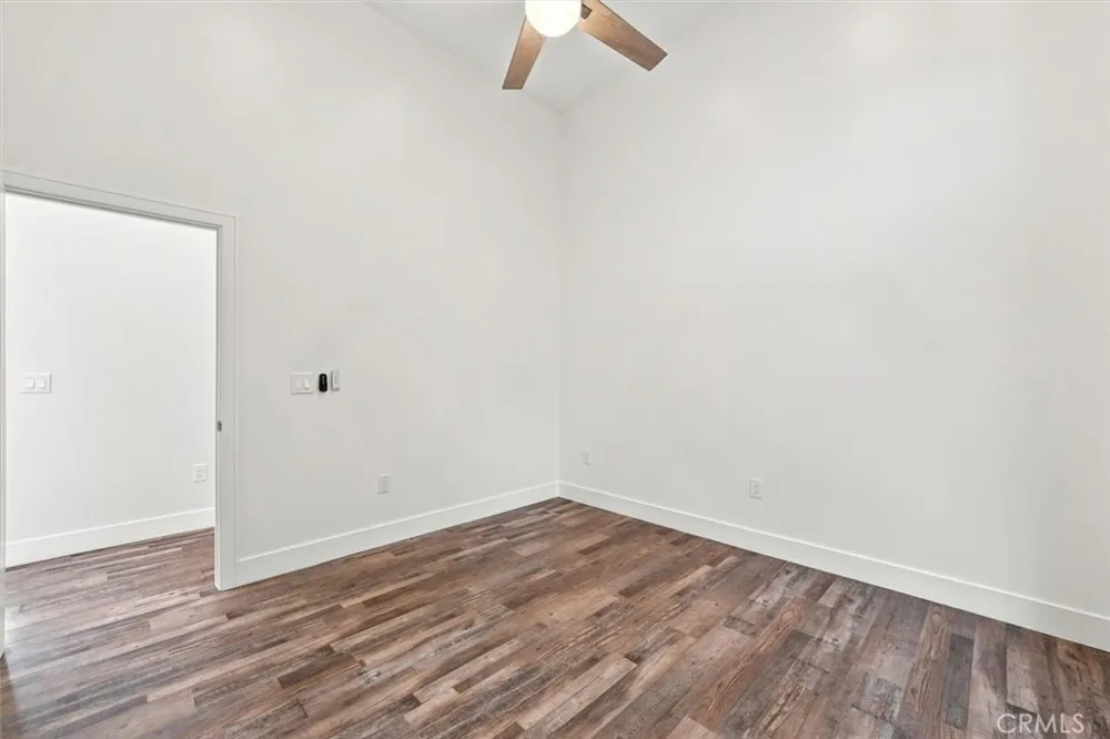 22209 Denker Torrance, CA 90501