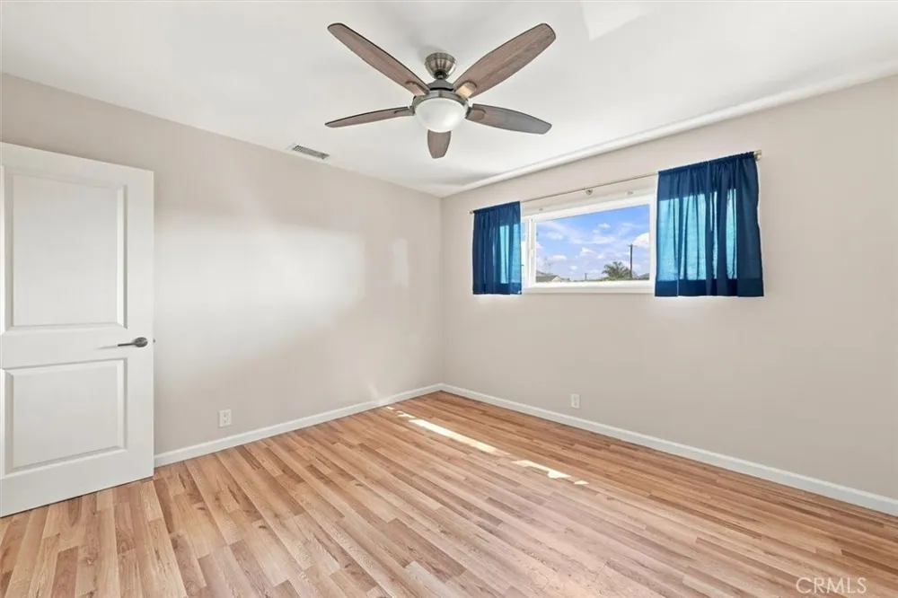 22209 Denker Torrance, CA 90501