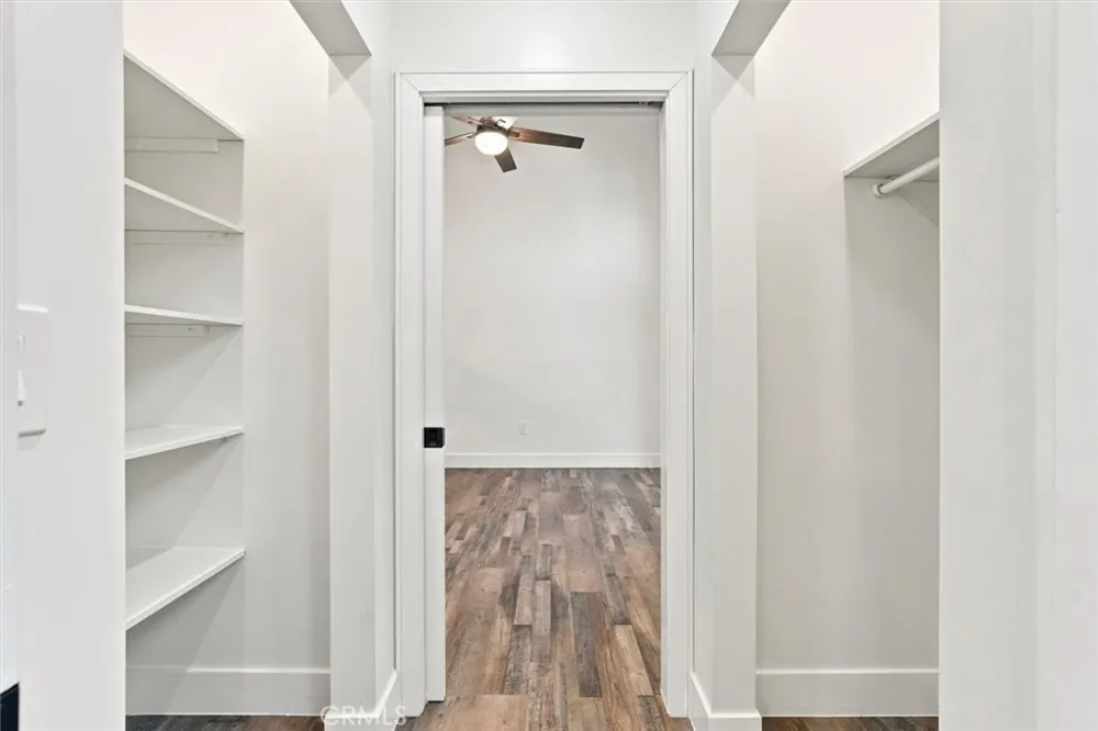 22209 Denker Torrance, CA 90501